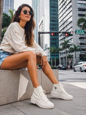 Converse Lugged Platform High White Sneakers Hard to Find NIB US 7